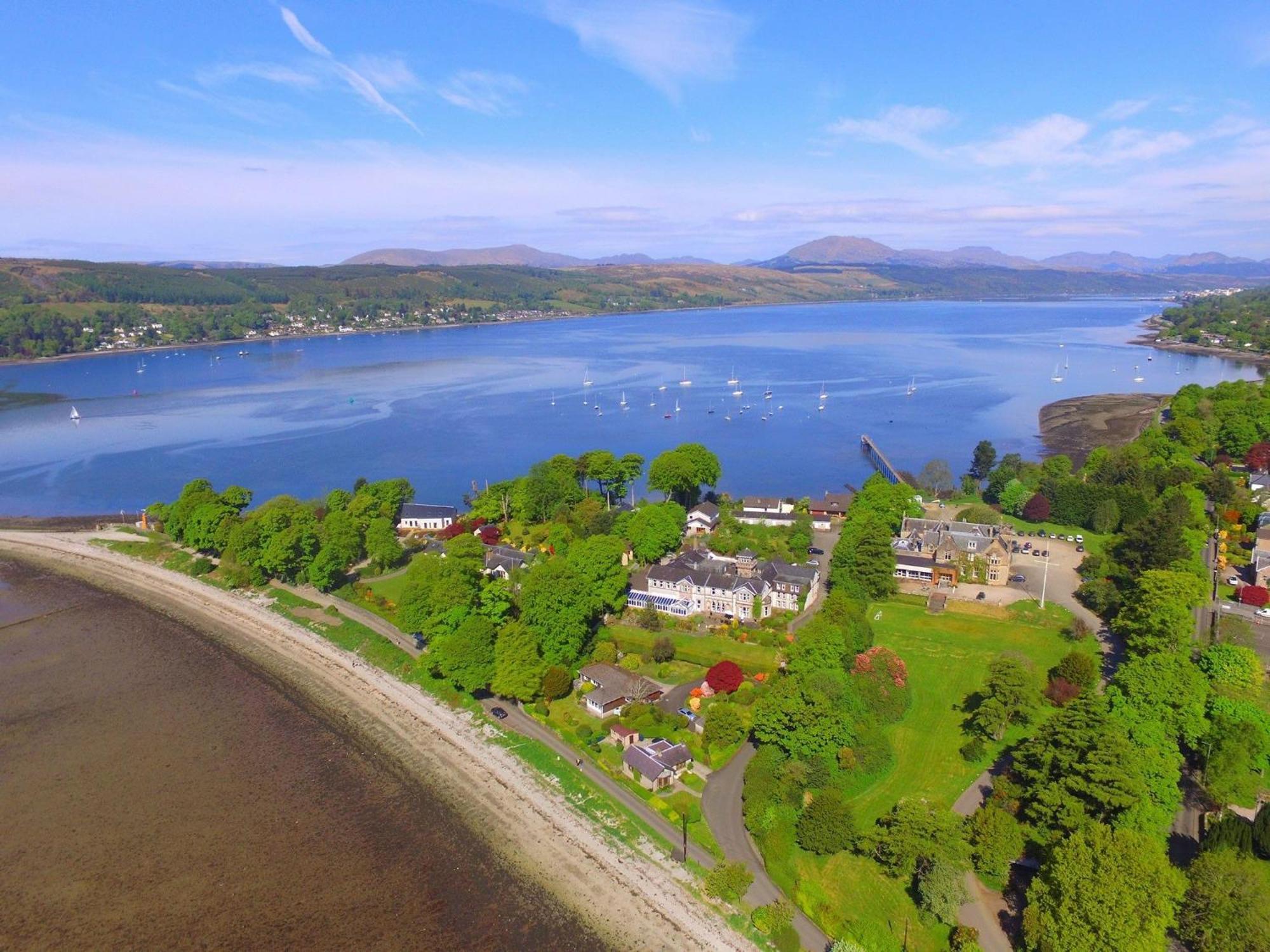 Rosslea Hall Hotel Rhu Eksteriør bilde